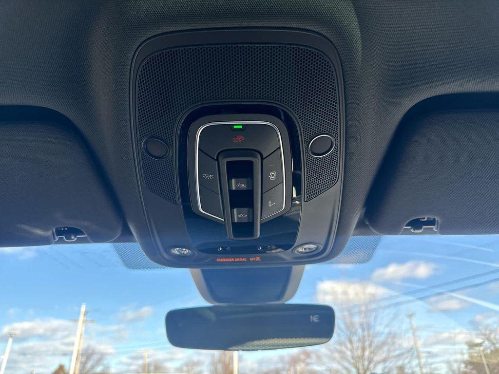 new 2026 Audi Q7 car, priced at $79,155