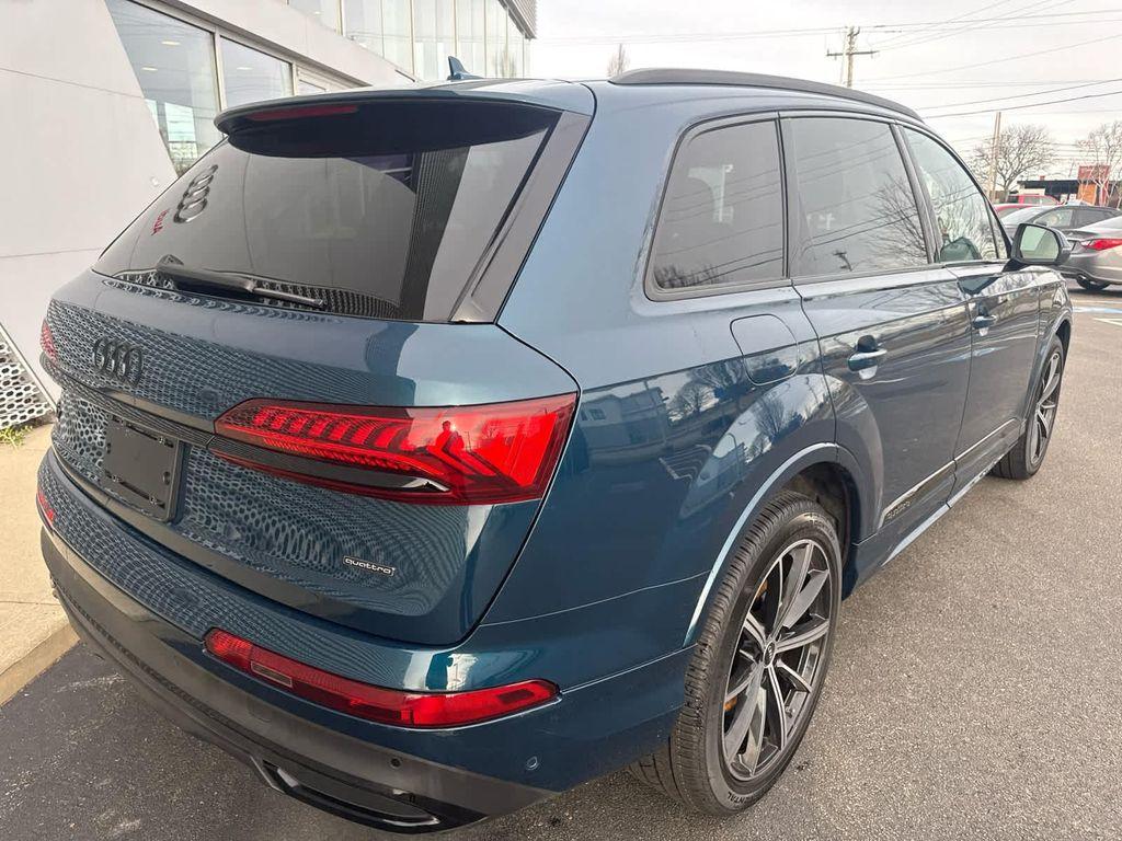 used 2022 Audi Q7 car, priced at $36,475