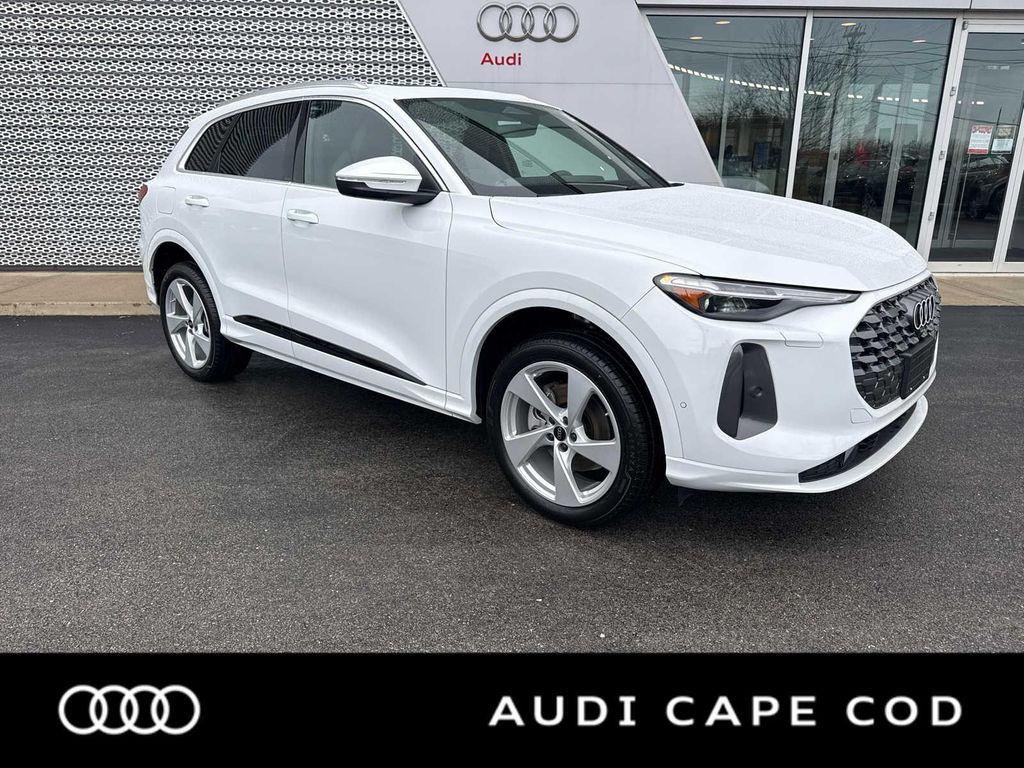 new 2025 Audi Q5 car, priced at $61,430