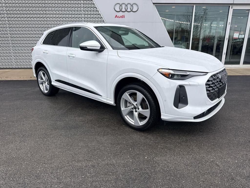 new 2025 Audi Q5 car, priced at $61,430