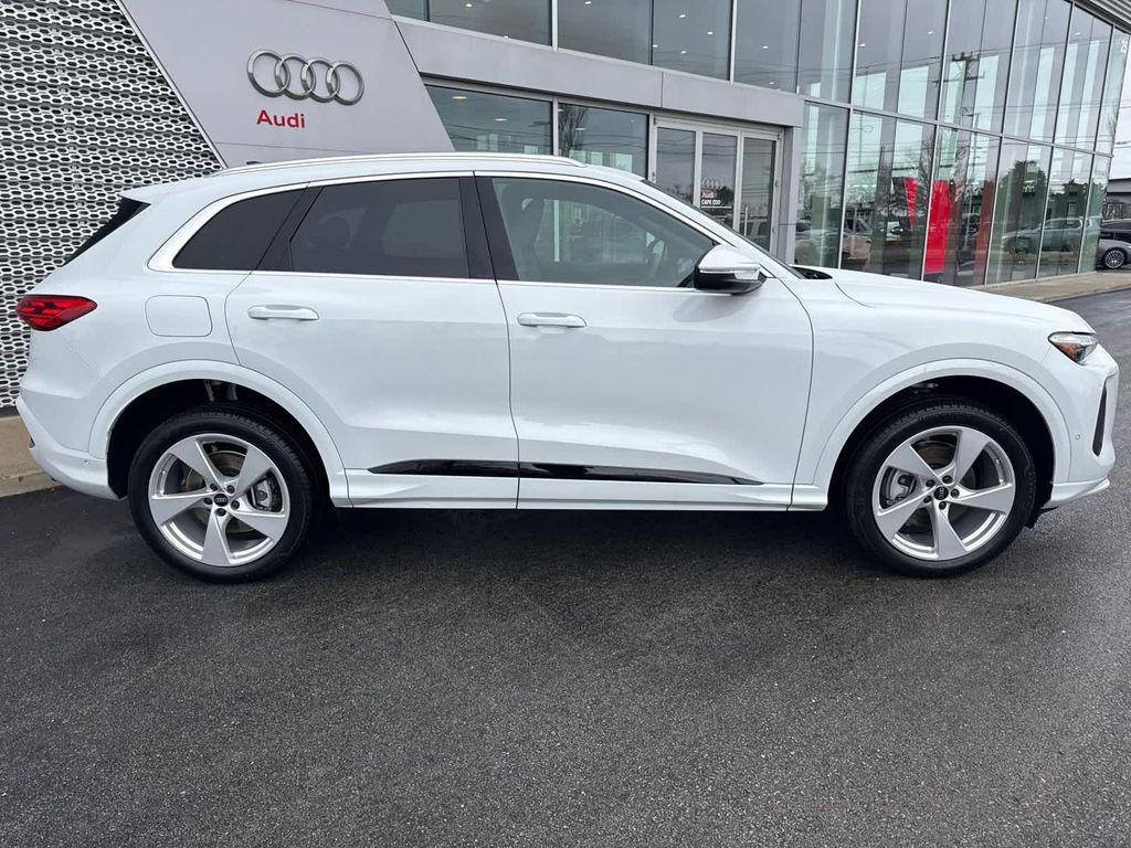 new 2025 Audi Q5 car, priced at $61,430