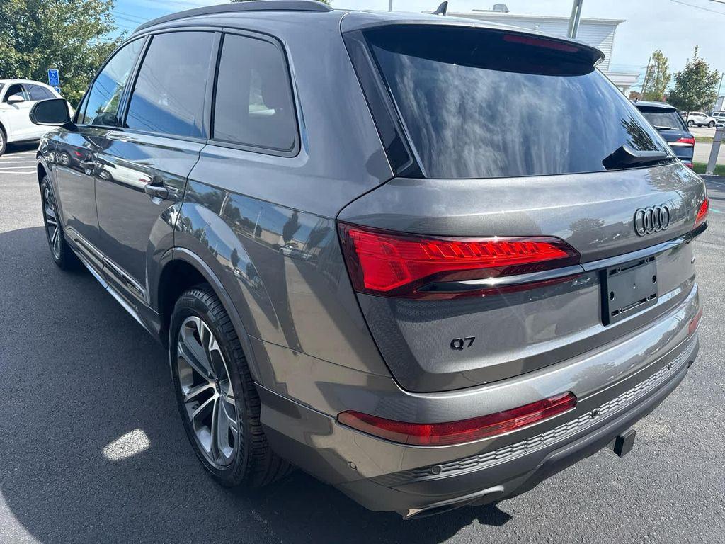 new 2026 Audi Q7 car, priced at $73,895