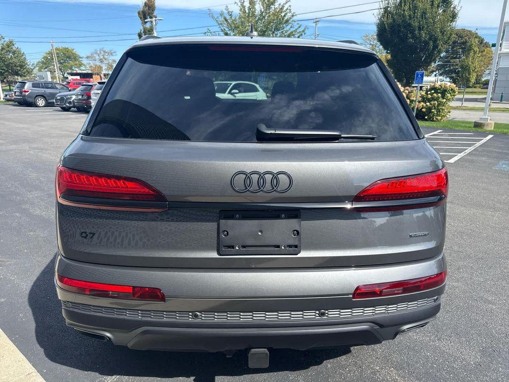 new 2026 Audi Q7 car, priced at $73,895