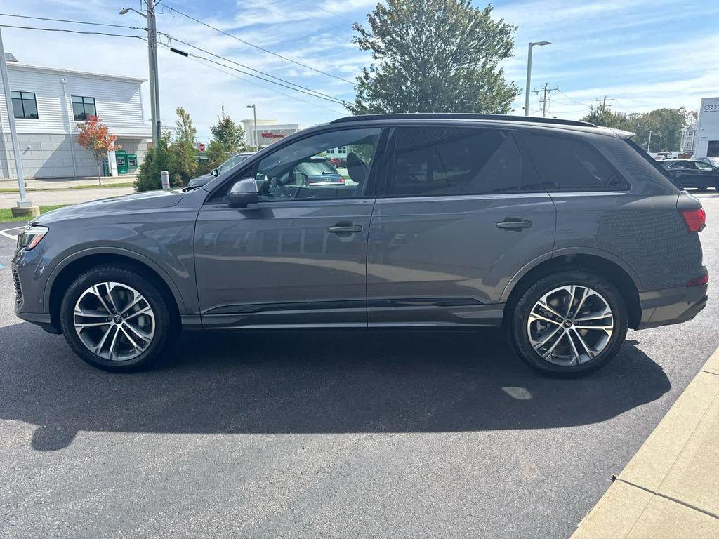 new 2026 Audi Q7 car, priced at $73,895
