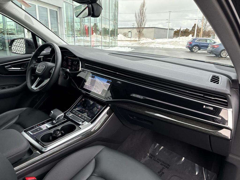 used 2023 Audi Q7 car, priced at $40,775