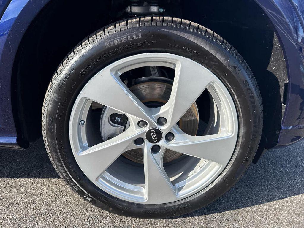 new 2025 Audi Q5 car, priced at $64,565