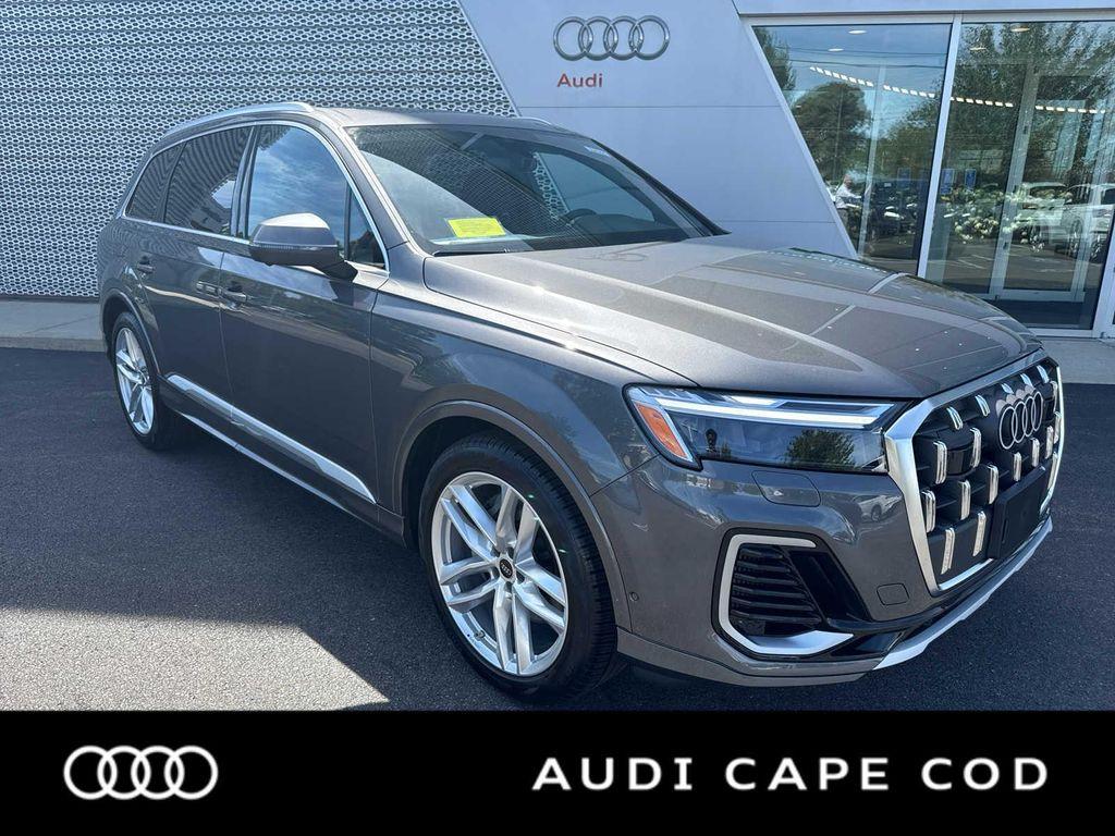 new 2025 Audi Q7 car, priced at $76,480