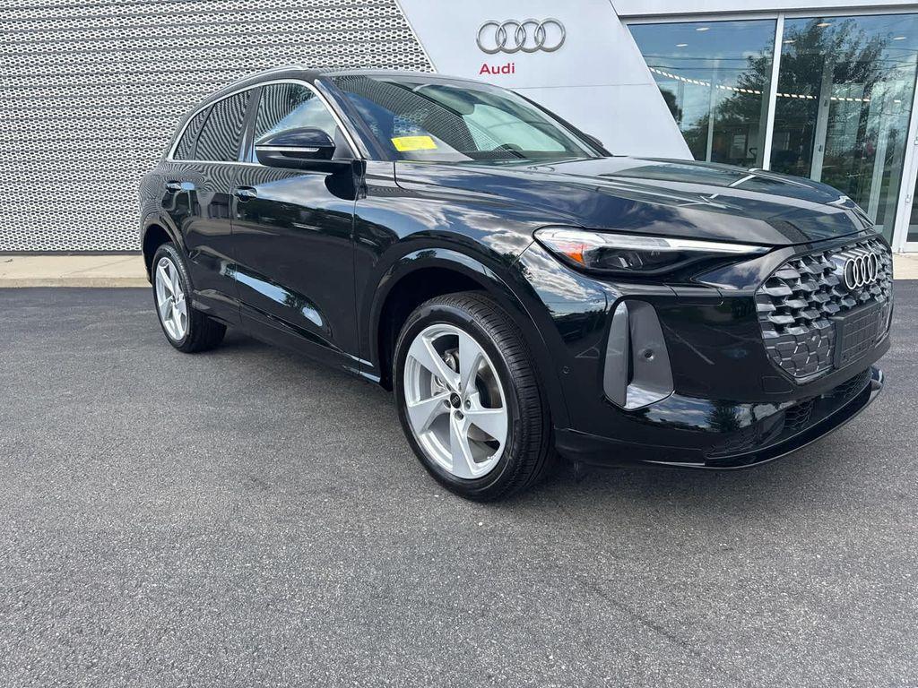new 2025 Audi Q5 car, priced at $62,080