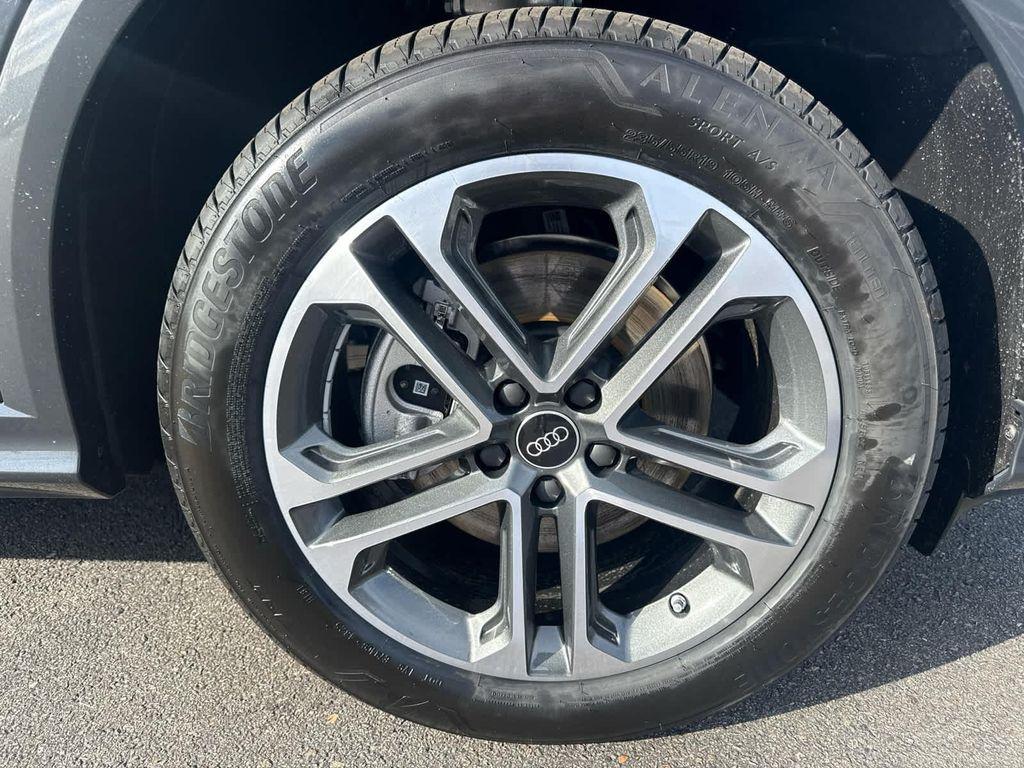 new 2025 Audi Q5 car, priced at $56,650