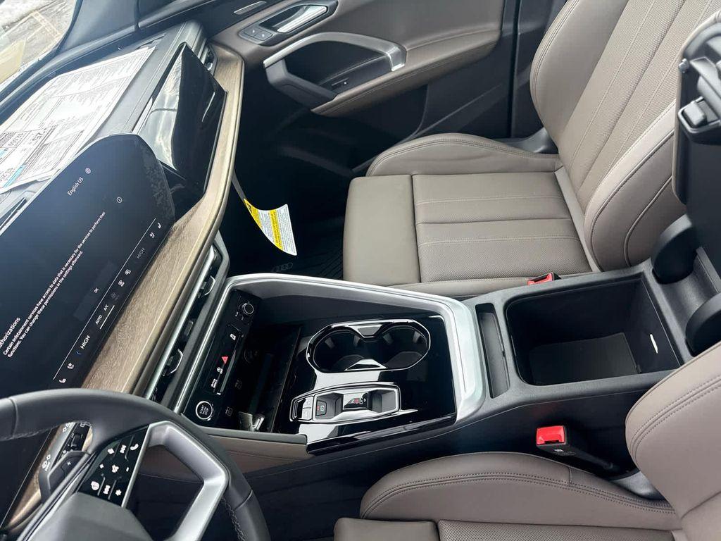 new 2025 Audi Q5 car, priced at $59,980