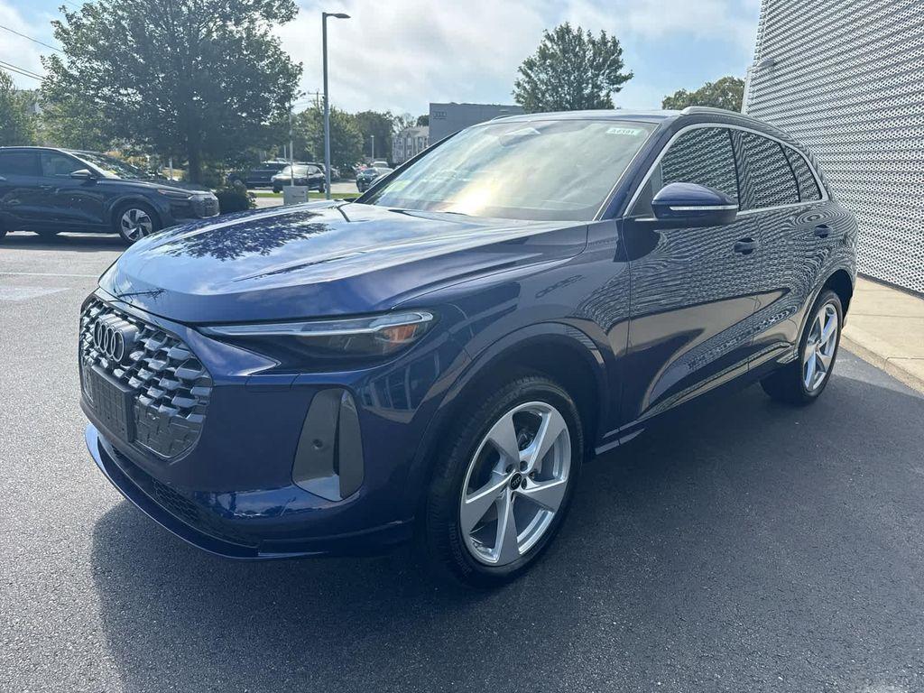 new 2025 Audi Q5 car, priced at $62,080