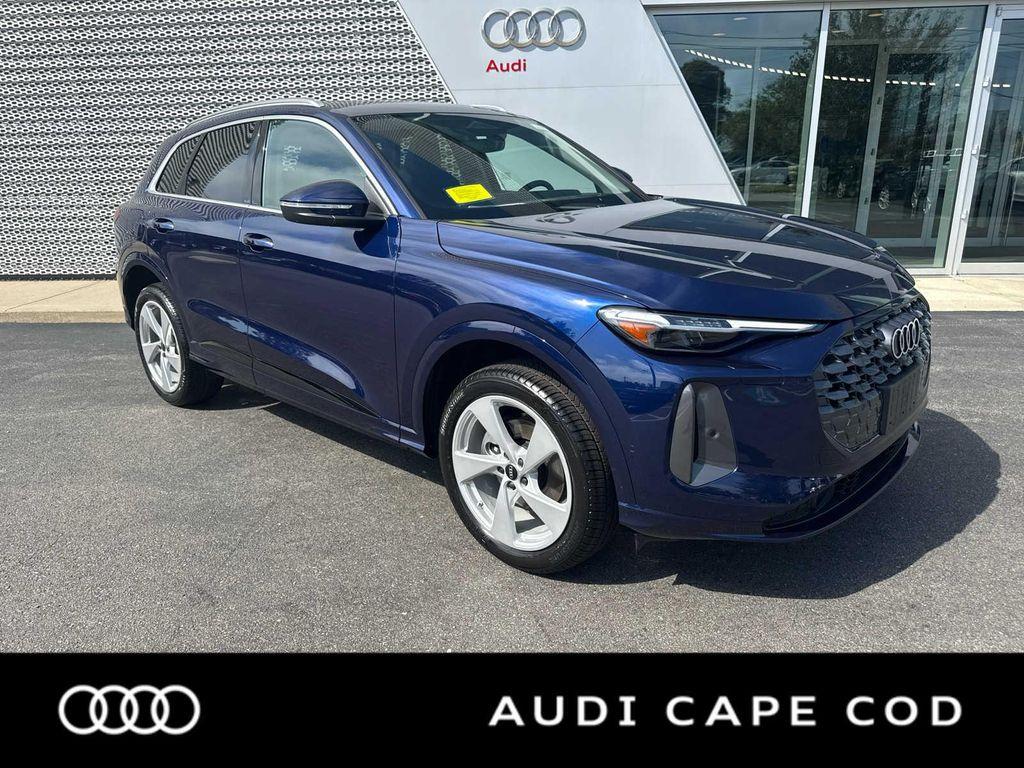 new 2025 Audi Q5 car, priced at $62,080
