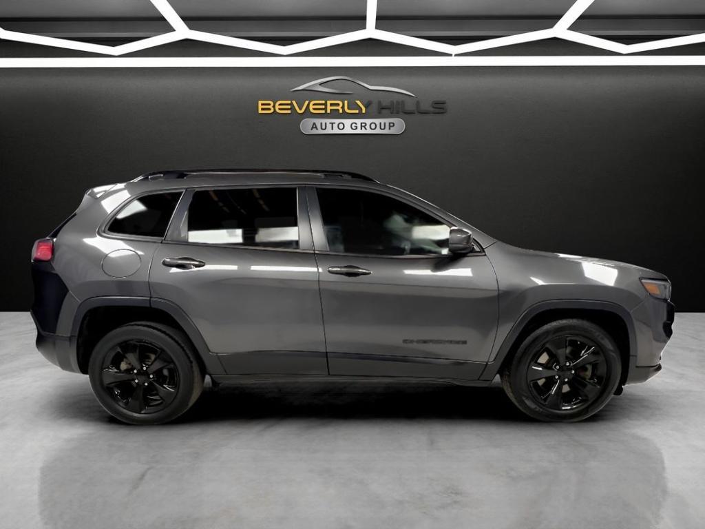 used 2020 Jeep Cherokee car, priced at $15,950