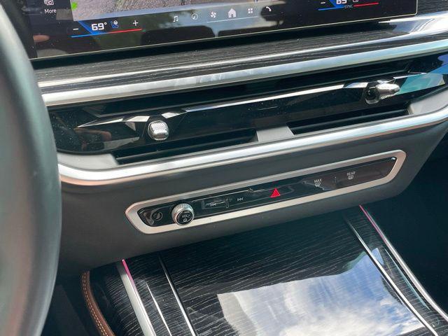 used 2024 BMW X7 car, priced at $79,122