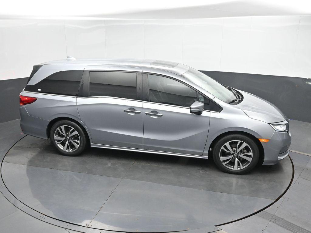 2024 Silver Honda Odyssey