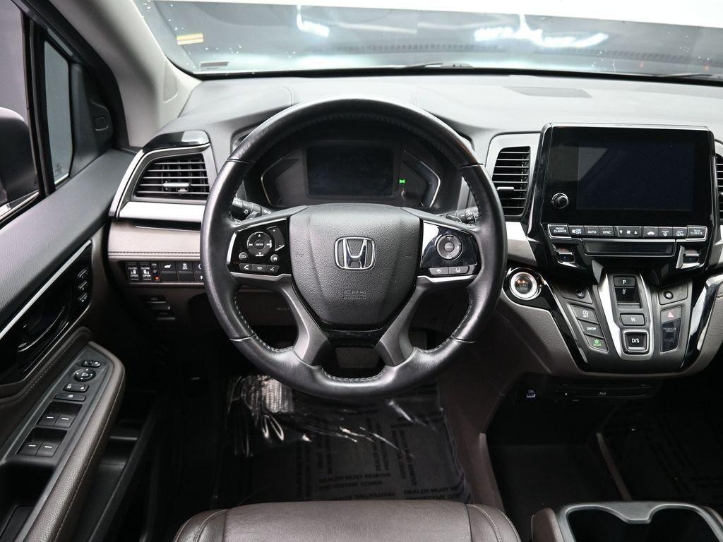 2024 Silver Honda Odyssey