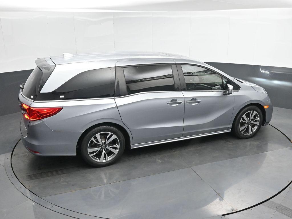 2024 Silver Honda Odyssey