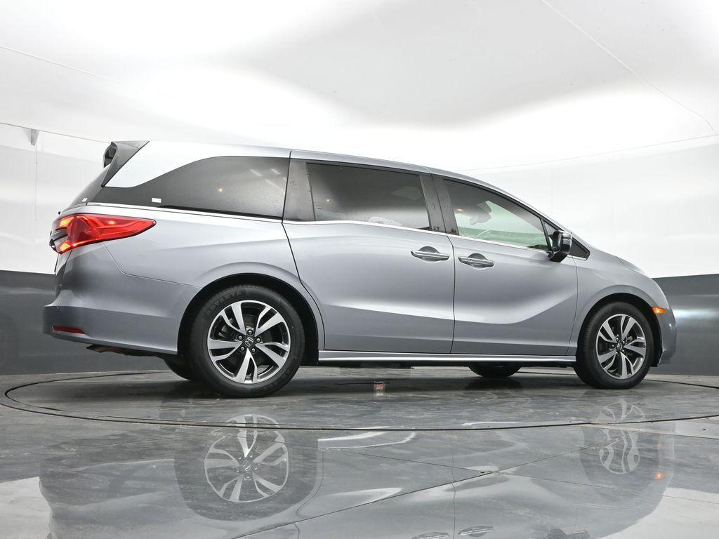 2024 Silver Honda Odyssey