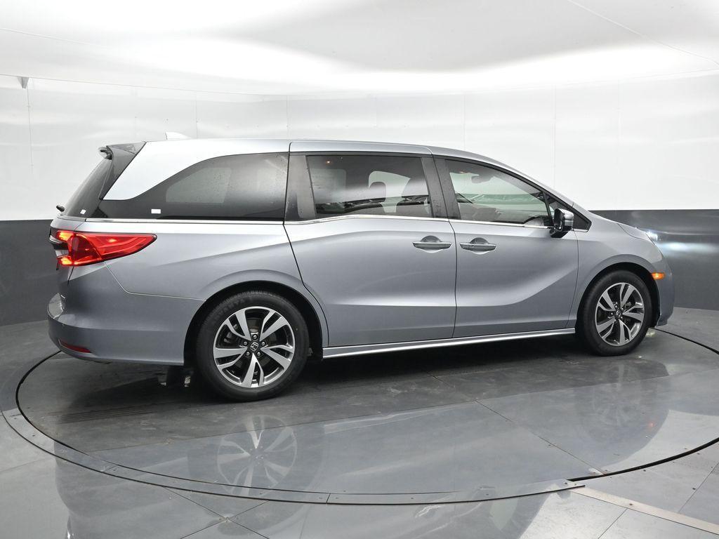 2024 Silver Honda Odyssey