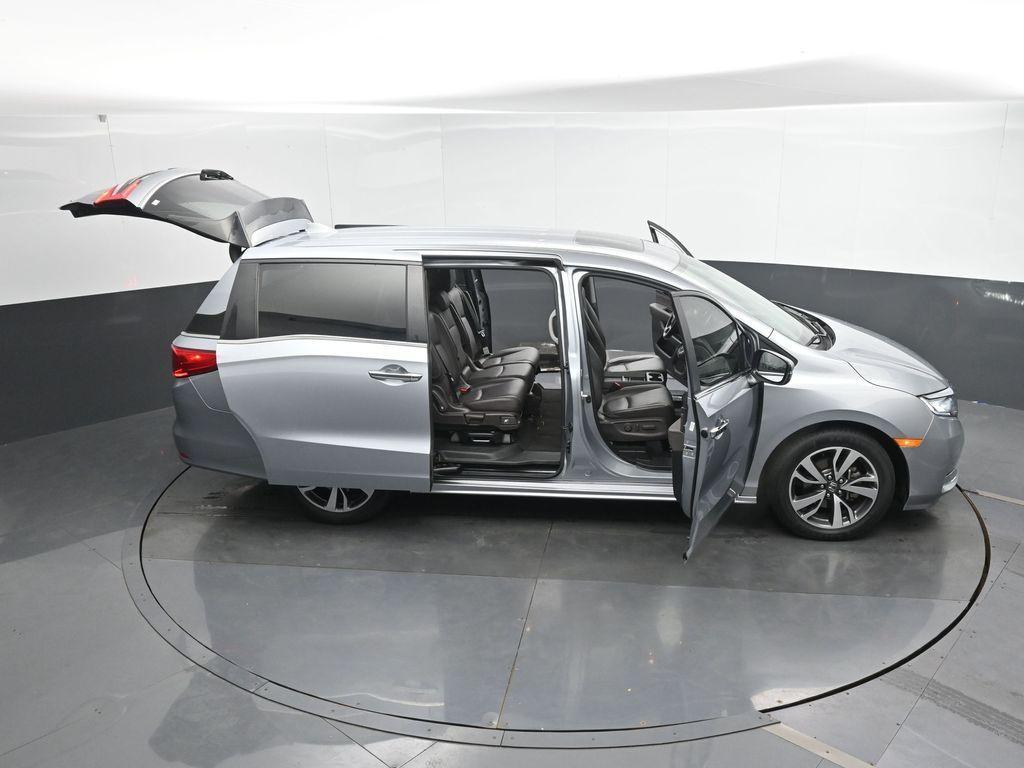2024 Silver Honda Odyssey