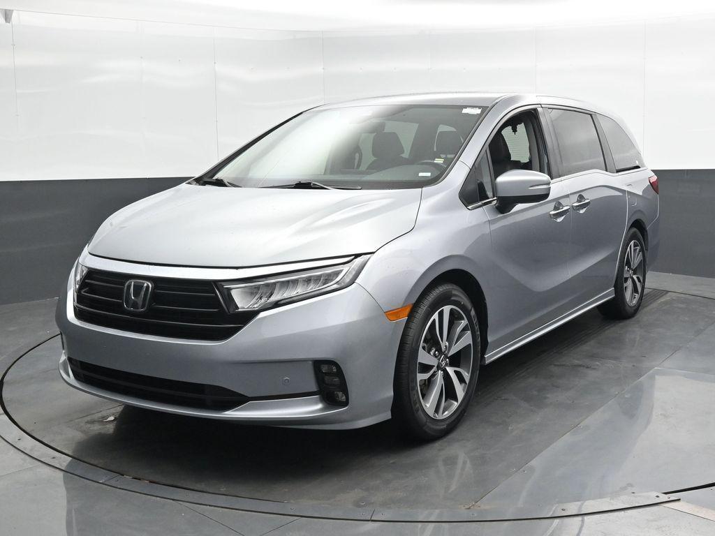 2024 Silver Honda Odyssey