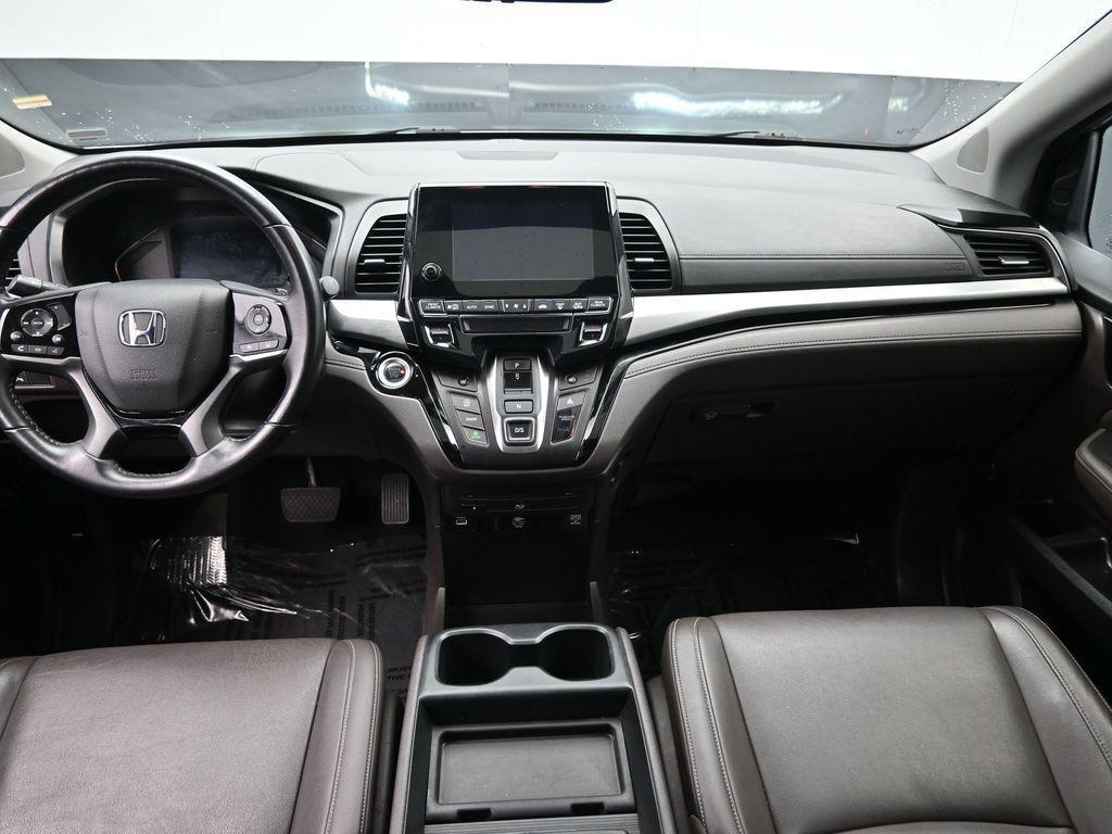 2024 Silver Honda Odyssey