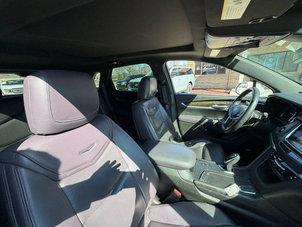 used 2017 Cadillac XT5 car, priced at $13,995