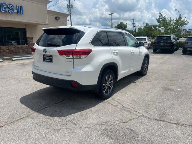 used 2018 Toyota Highlander Hybrid car, priced at $23,324