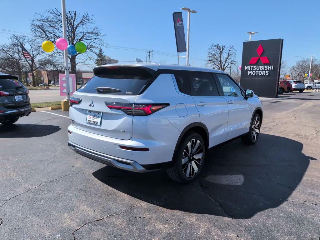new 2026 Mitsubishi Outlander car, priced at $39,743