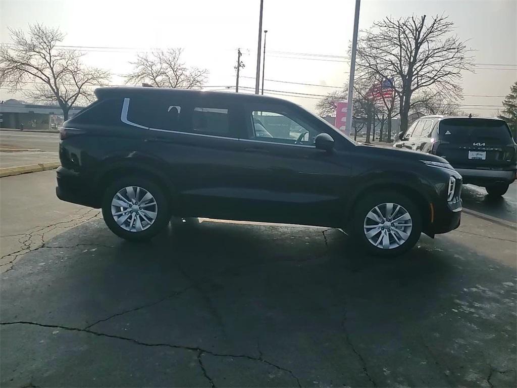 new 2025 Mitsubishi Outlander car, priced at $34,210