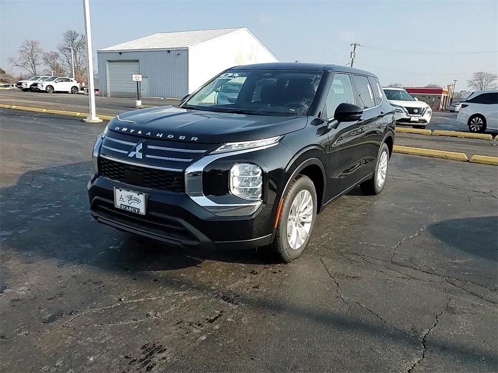 new 2025 Mitsubishi Outlander car, priced at $34,210