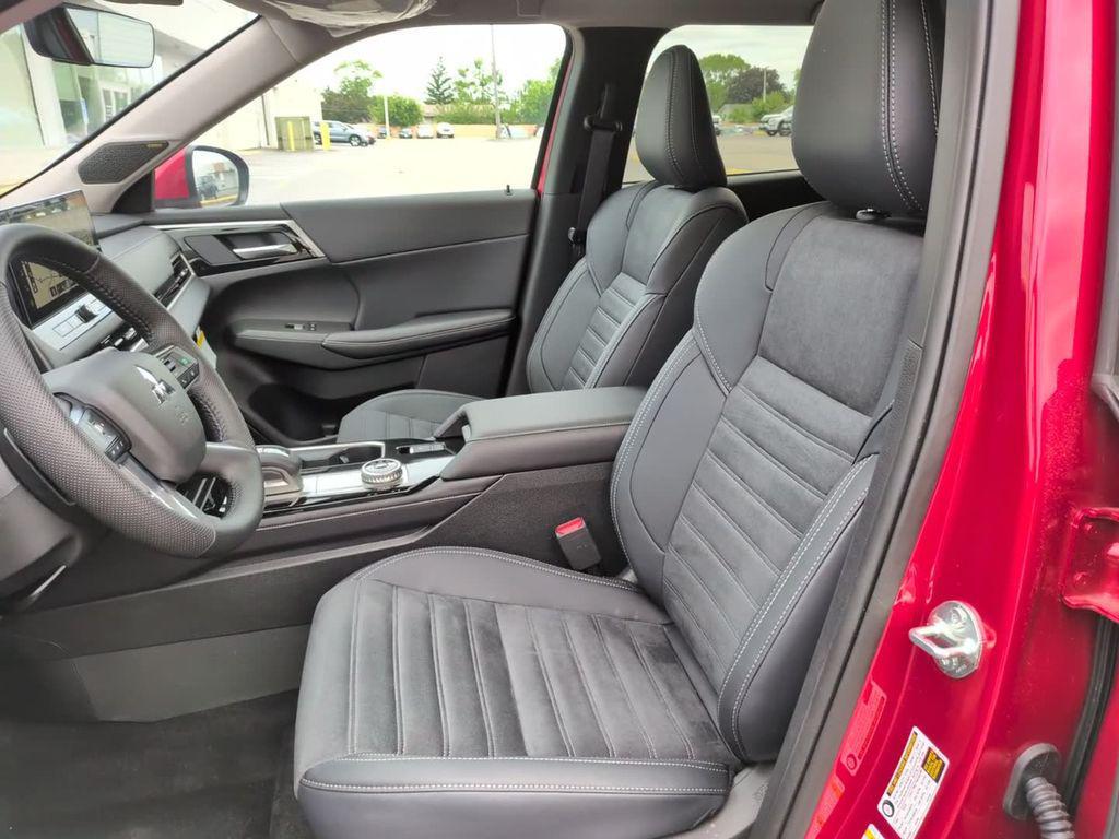 new 2026 Mitsubishi Outlander car, priced at $39,743