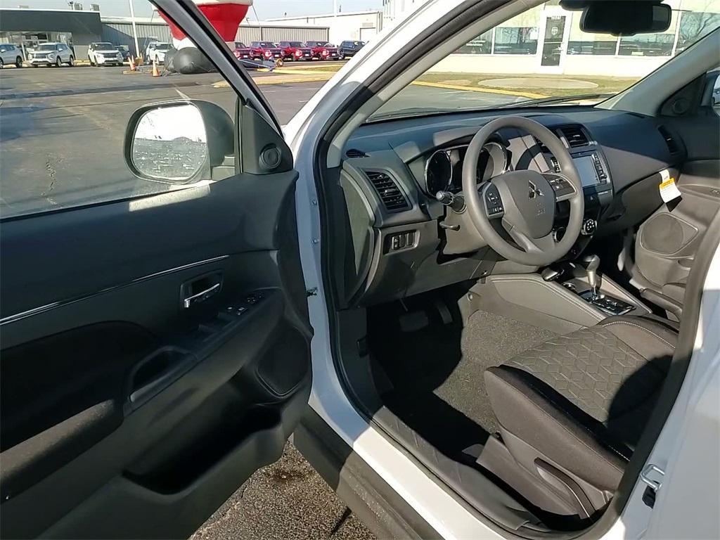 new 2025 Mitsubishi Outlander Sport car, priced at $29,565