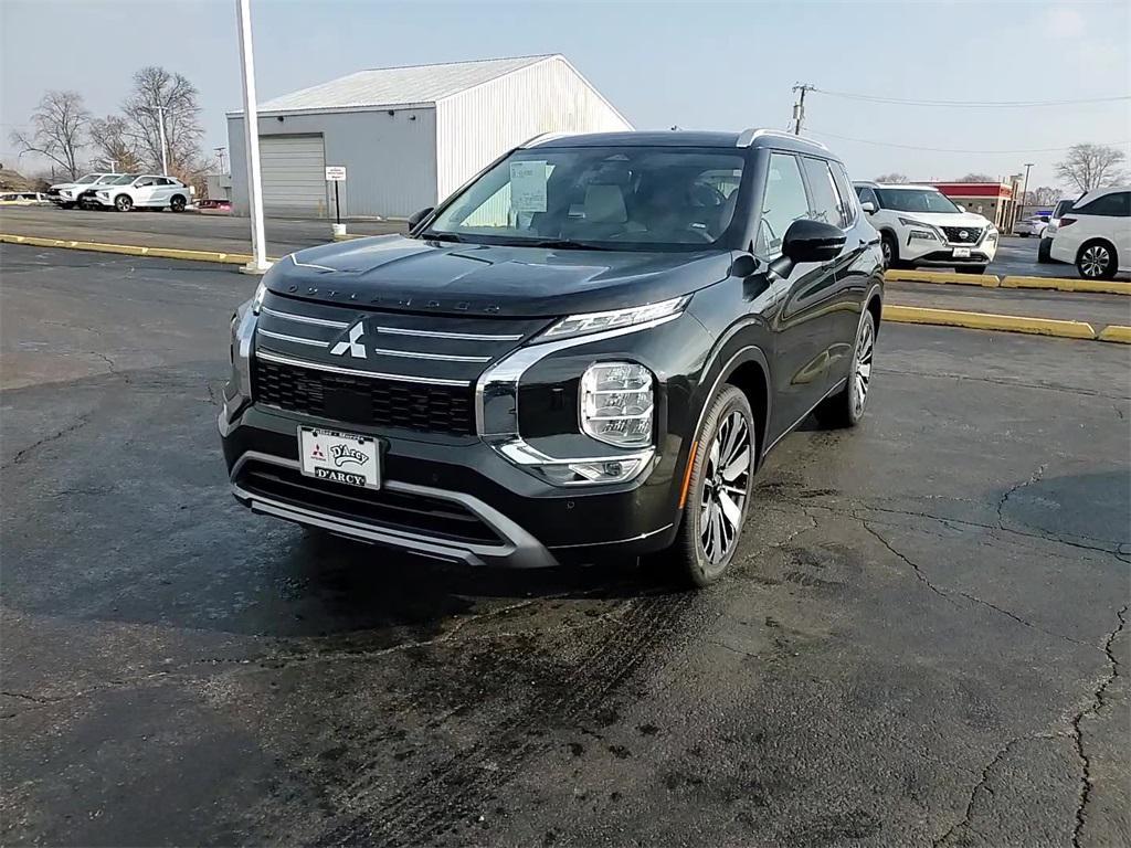 new 2026 Mitsubishi Outlander car
