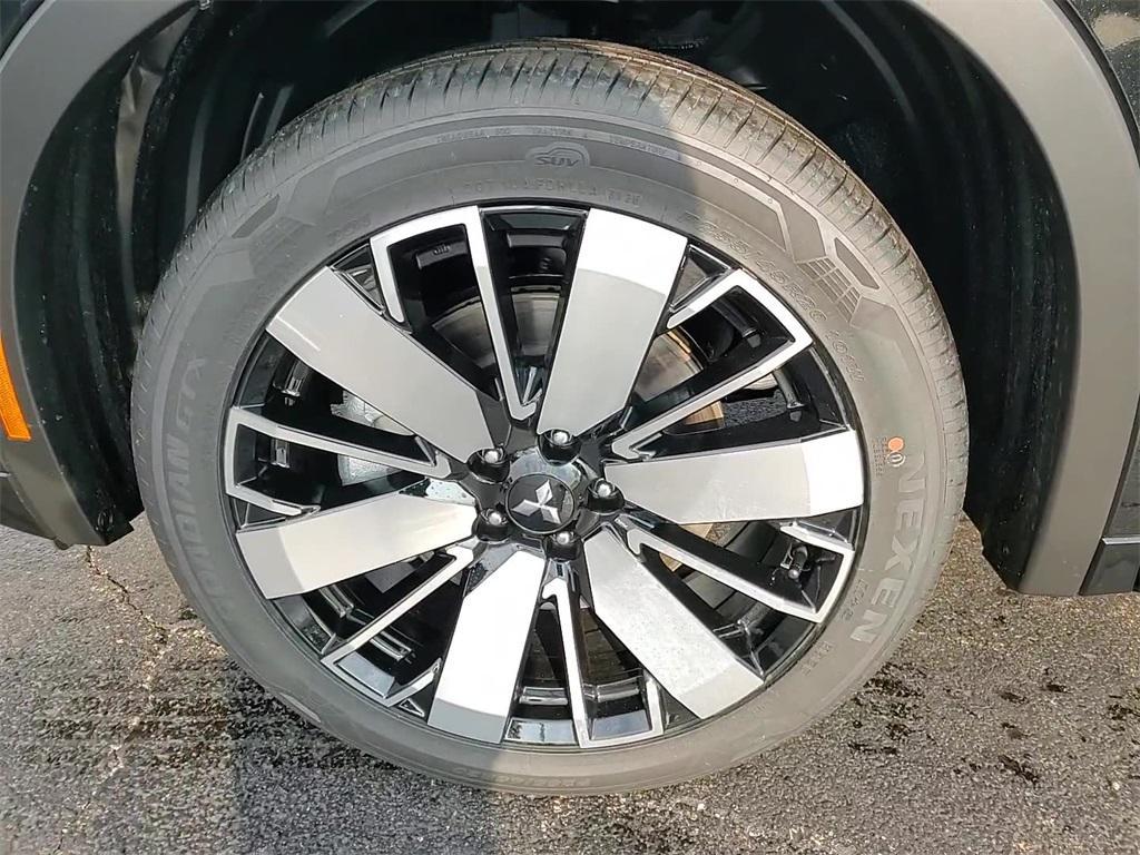 new 2026 Mitsubishi Outlander car