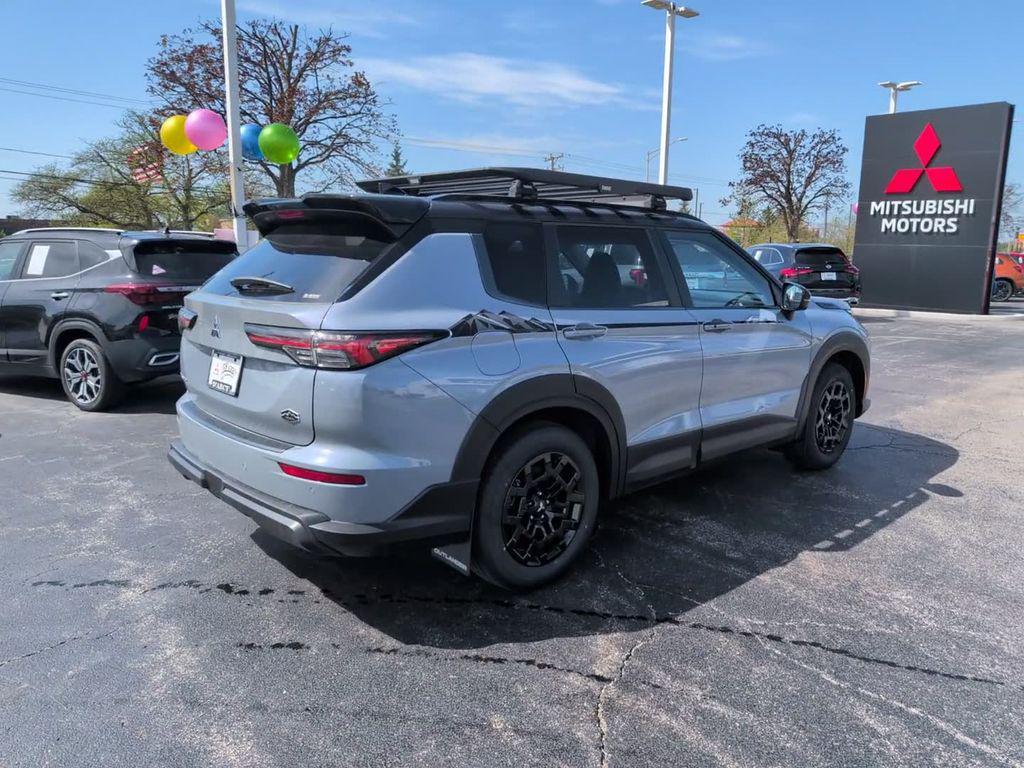 new 2026 Mitsubishi Outlander car, priced at $40,033