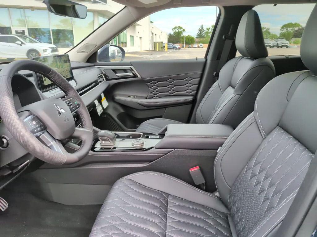 new 2026 Mitsubishi Outlander car, priced at $40,078