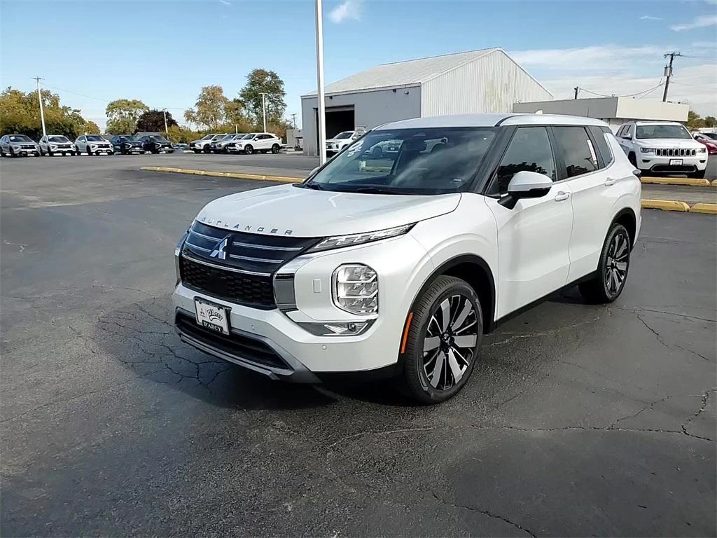 new 2025 Mitsubishi Outlander car, priced at $38,565