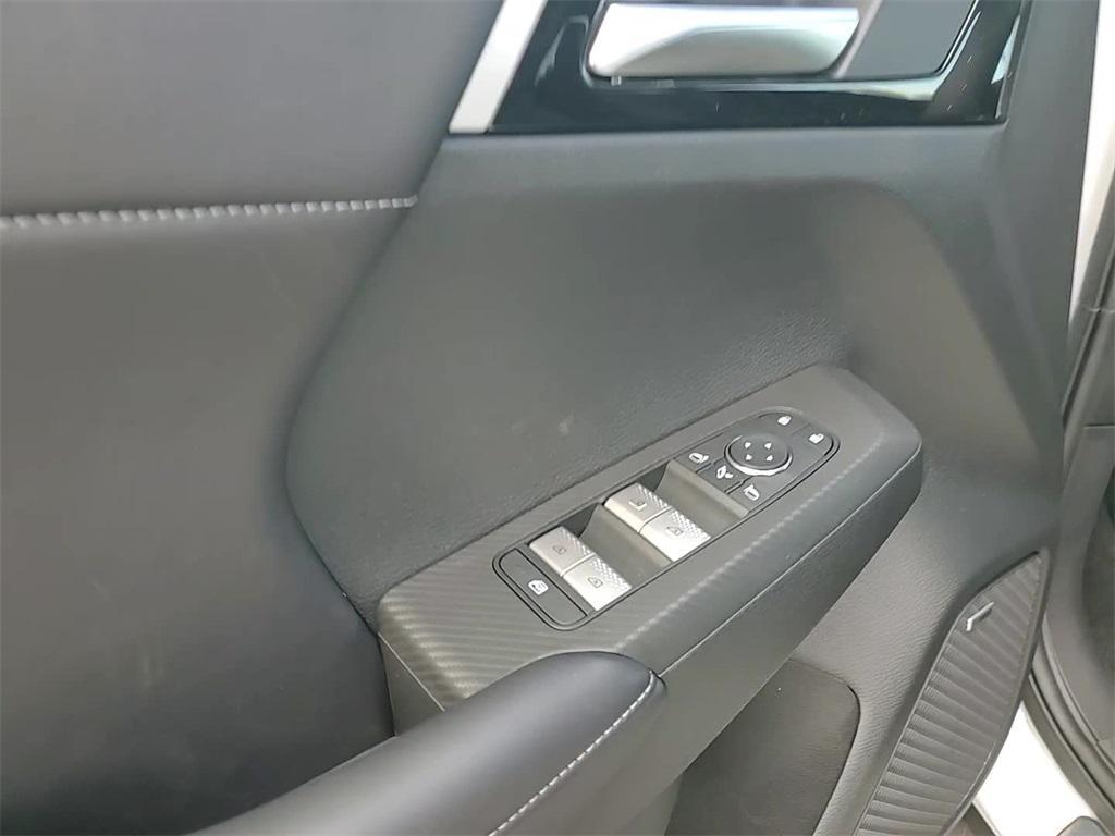 new 2025 Mitsubishi Outlander car, priced at $38,565