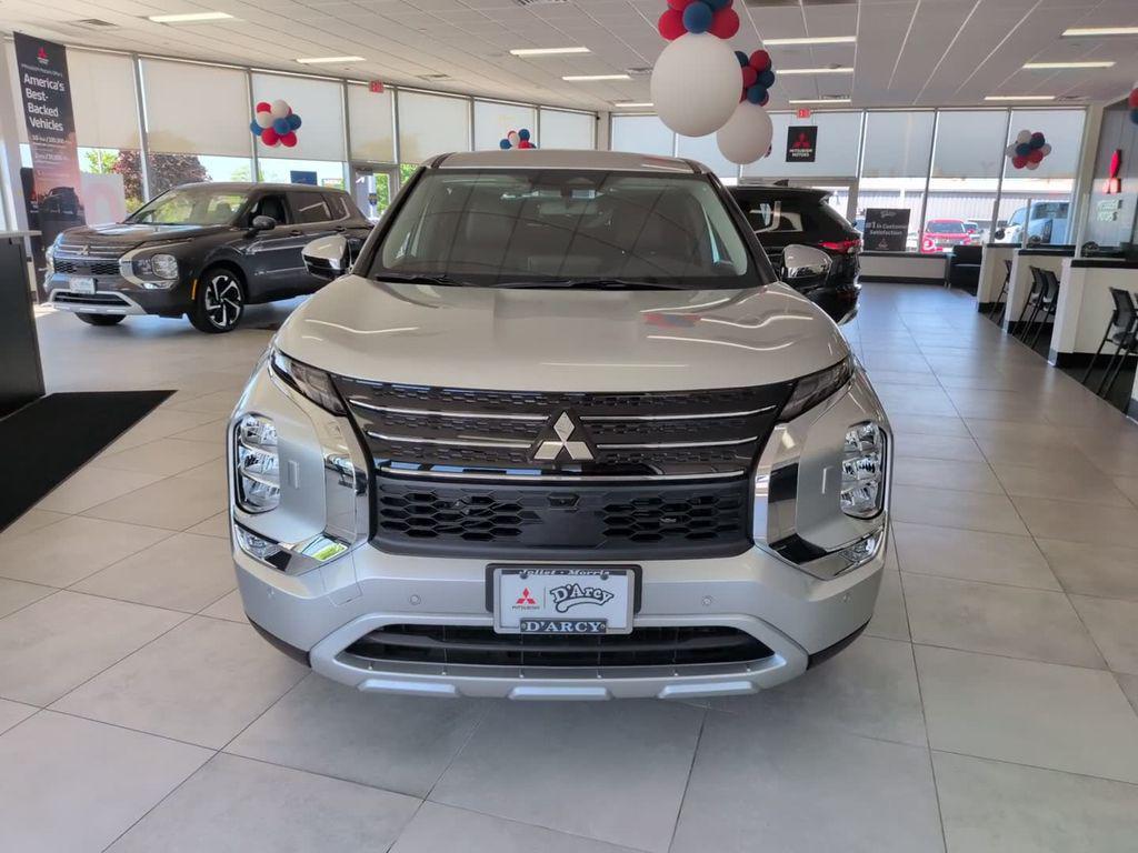 new 2025 Mitsubishi Outlander car, priced at $39,753
