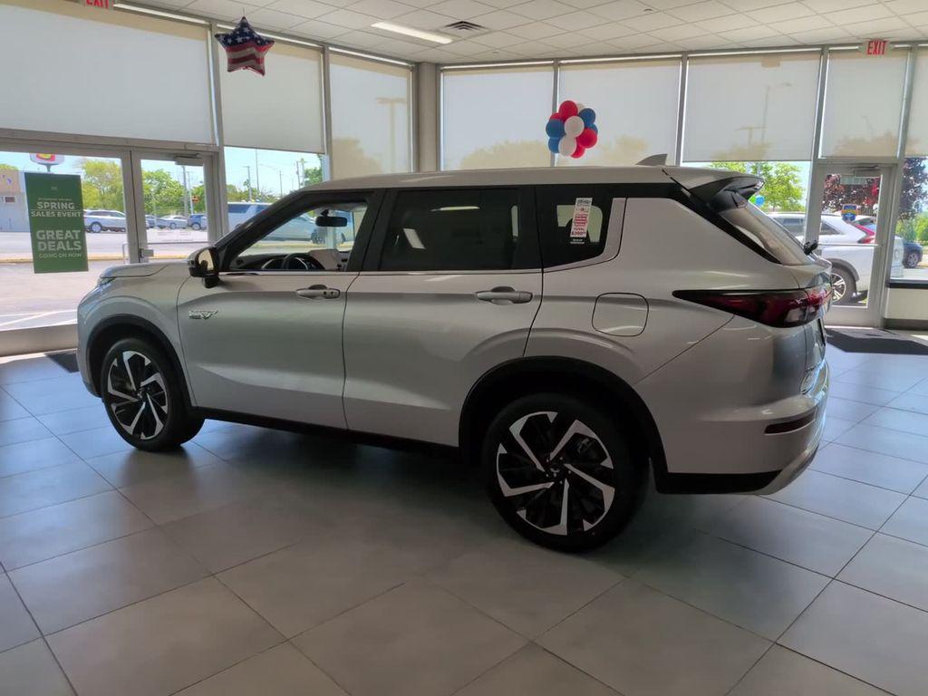 new 2025 Mitsubishi Outlander car, priced at $39,753
