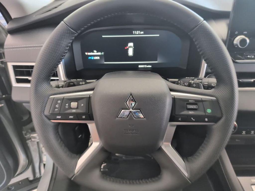 new 2025 Mitsubishi Outlander car, priced at $39,753