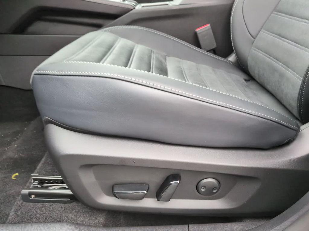 new 2025 Mitsubishi Outlander PHEV car, priced at $39,753