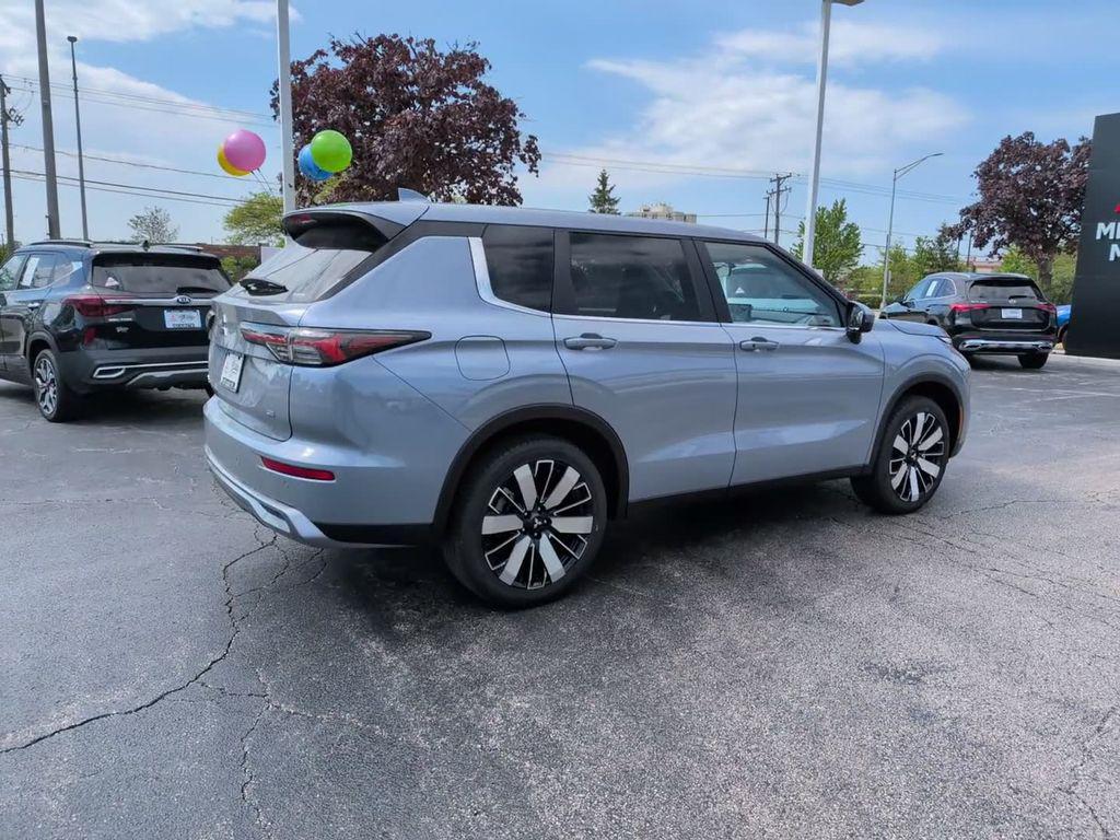 new 2026 Mitsubishi Outlander car, priced at $39,648