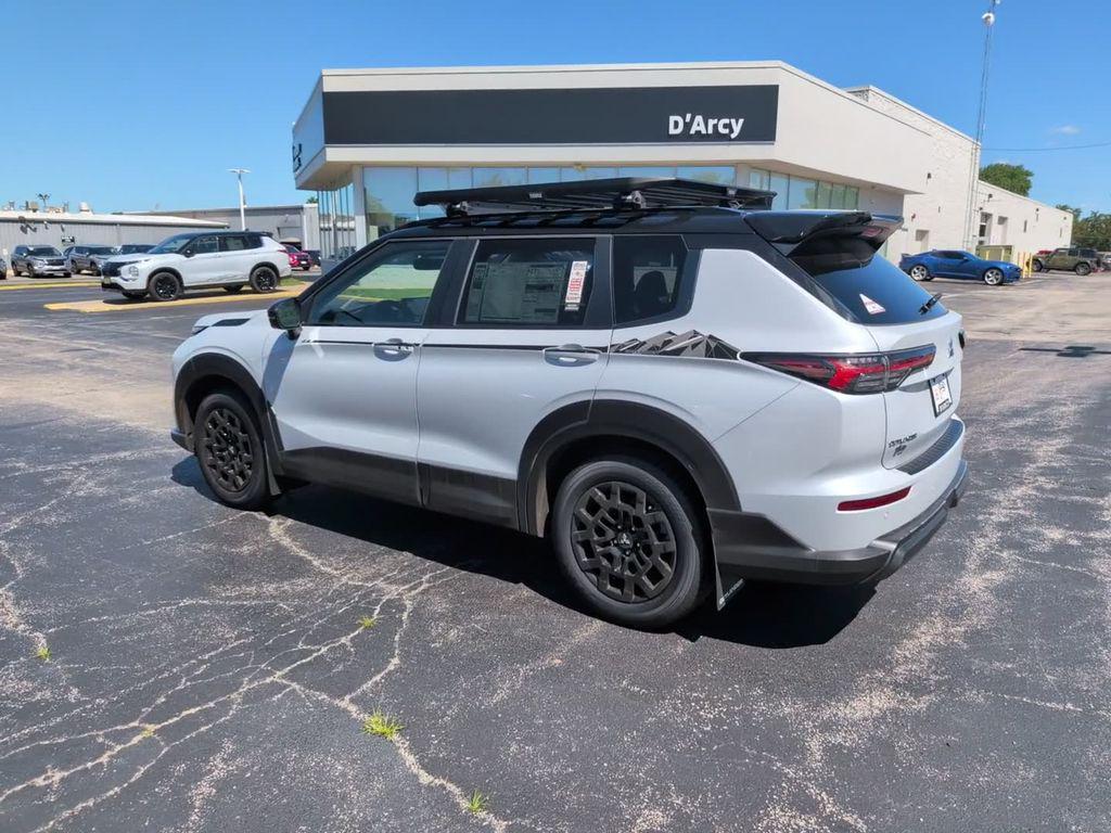new 2026 Mitsubishi Outlander car, priced at $39,388