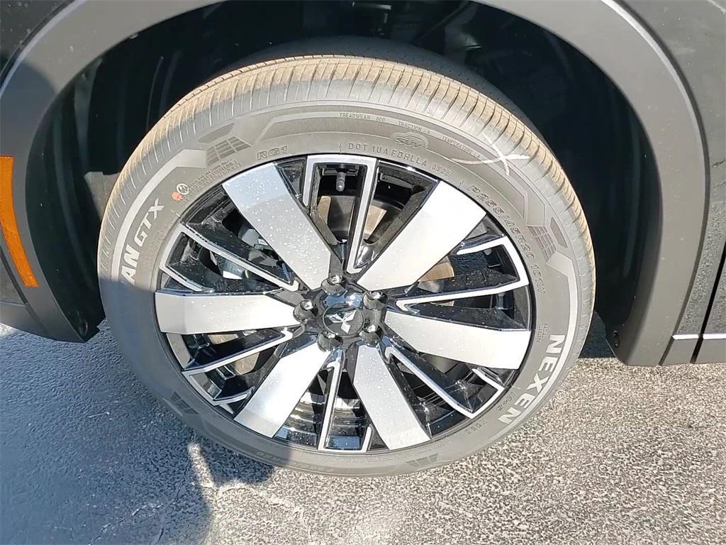 new 2025 Mitsubishi Outlander car, priced at $36,685