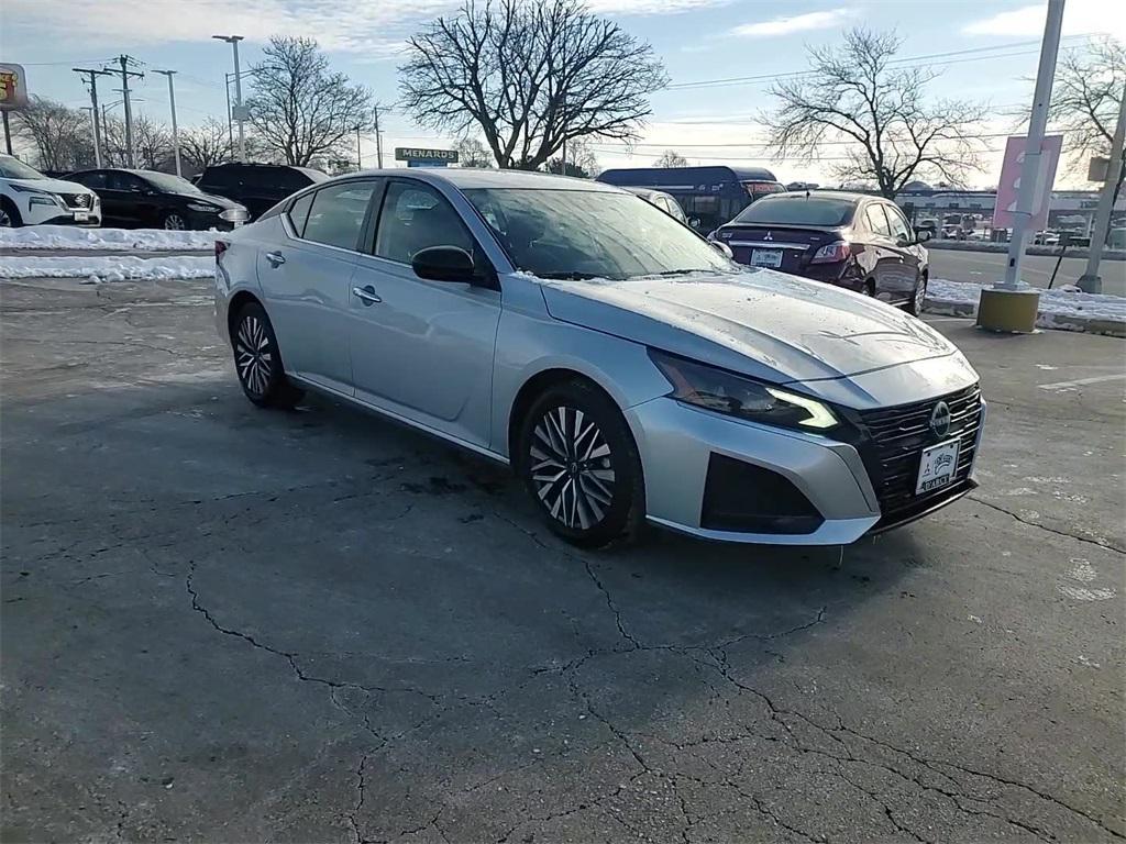 used 2024 Nissan Altima car, priced at $19,000