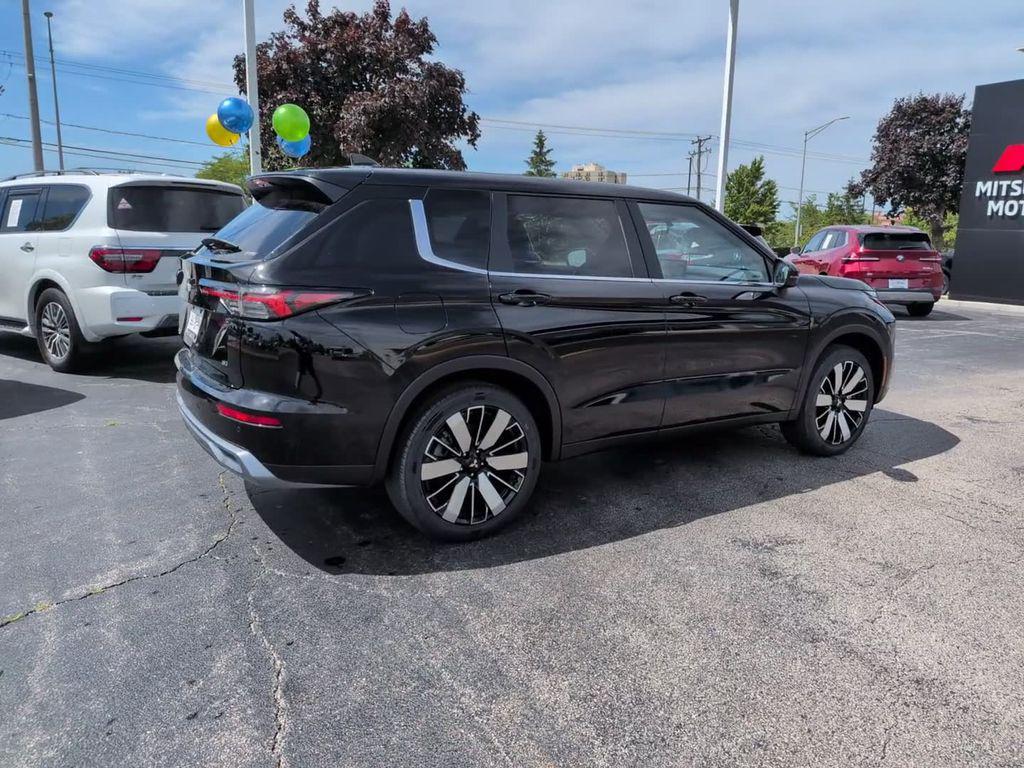 new 2026 Mitsubishi Outlander car, priced at $35,943