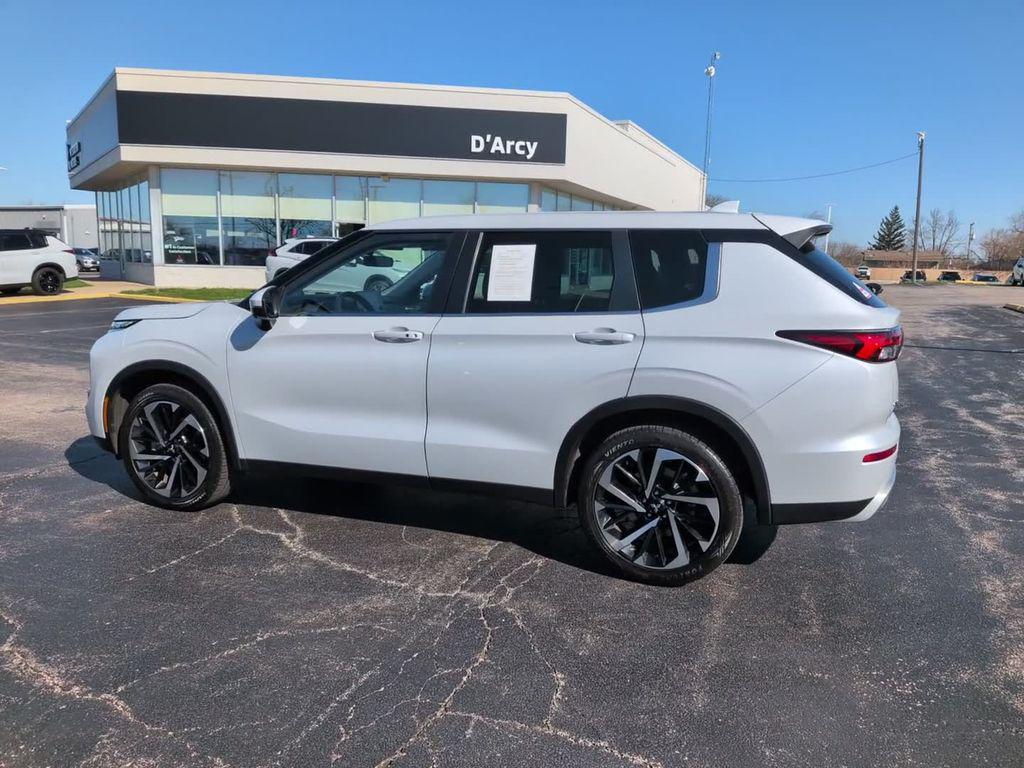 used 2023 Mitsubishi Outlander car, priced at $22,351