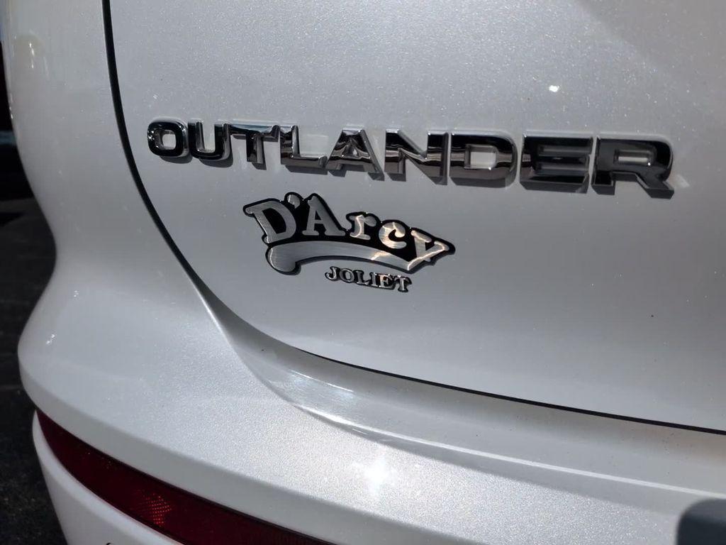 used 2023 Mitsubishi Outlander car, priced at $22,351